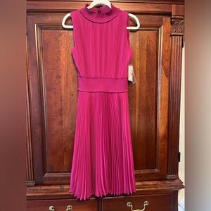 Nanette Lenore Pink Sleeveless Pleated Dress: Size 8